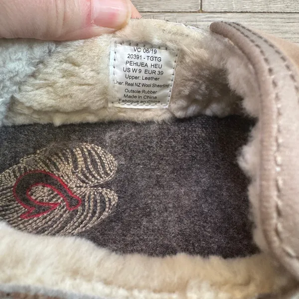 Olukai Pehuea Heu Tan Leather Shearling Lined‎ Slip On Sneakers Womens Size 9 - Image 7