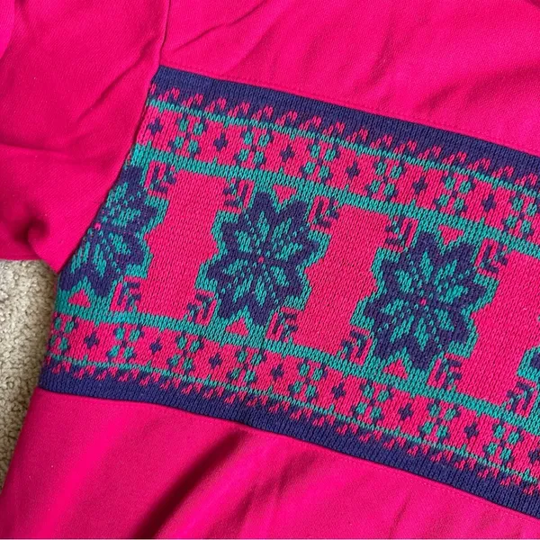 Vintage Women’s Pink Knit Patterned Crewneck Sweater - Image 2