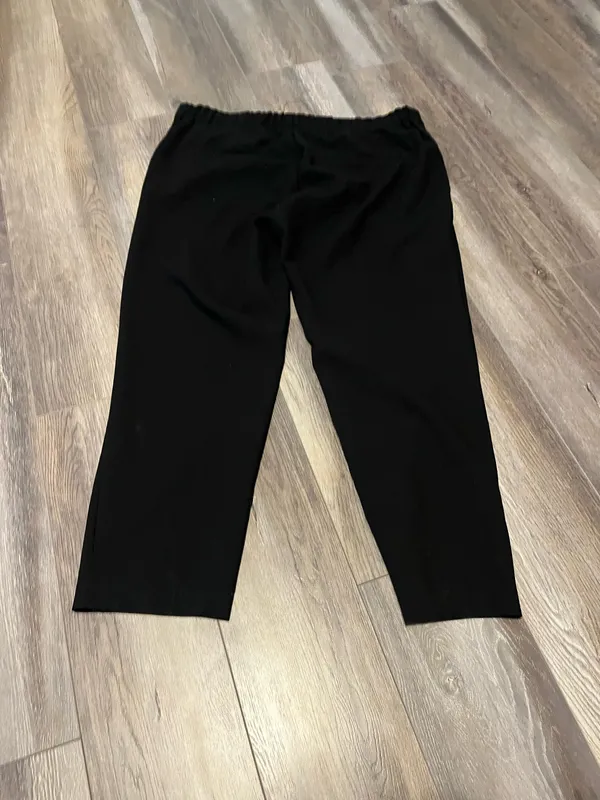 Old Navy Pull On Pants in Black Jack - Image 3