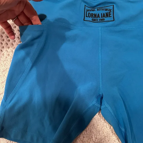 Lorna Jane Teal Activewear Shorts small size - Image 2