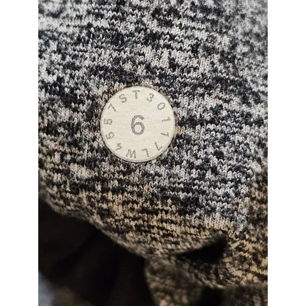 Lululemon Womens Heathered Black Define Jacket 6 - Image 4