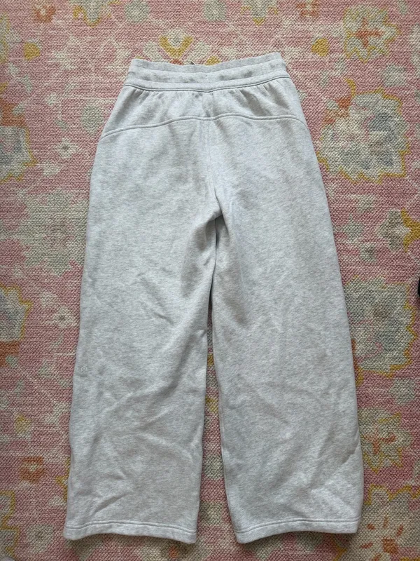 Lululemon Wide-Leg Scuba Sweatpants - Image 3