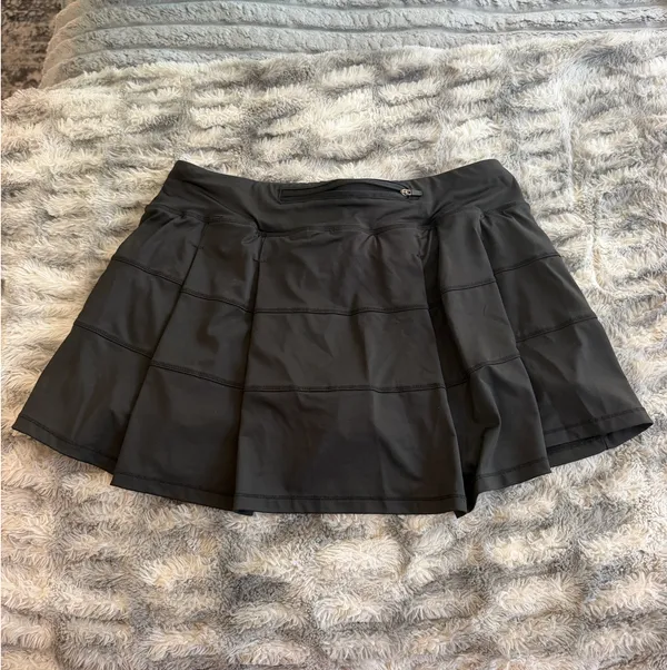Amazon tennis skirt w/ zipper in back - Black Size M - Image 2