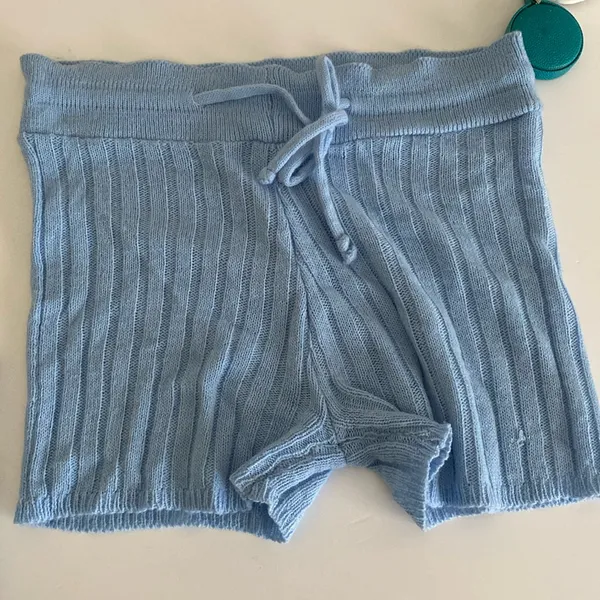 Boohoo Knit Sweater pajama set small Sky Blue one shoulder top & shorts ribbed - Image 4