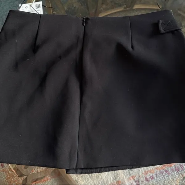 Zara Black Mini Skirt with Silver Zipper & Buckle - Image 5