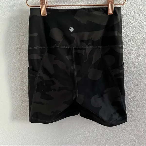 Yogalicious Lux Dark Camo Tights Shorts Bike Short XS - Image 7