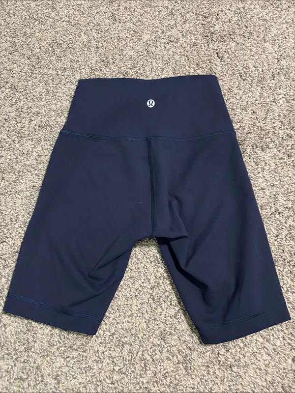 Lululemon Wunder Train High Rise Short 8" True Navy size 4 - Image 2