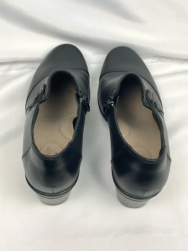 Clarks Emslie Warren womans ankle boots - Image 9