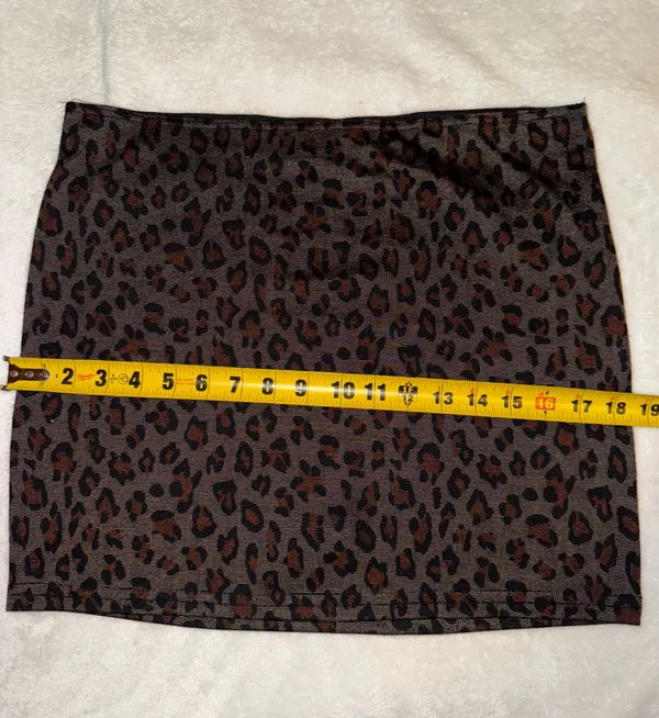Forever 21 Skirt Mini brown leopard prints size Large - Image 4