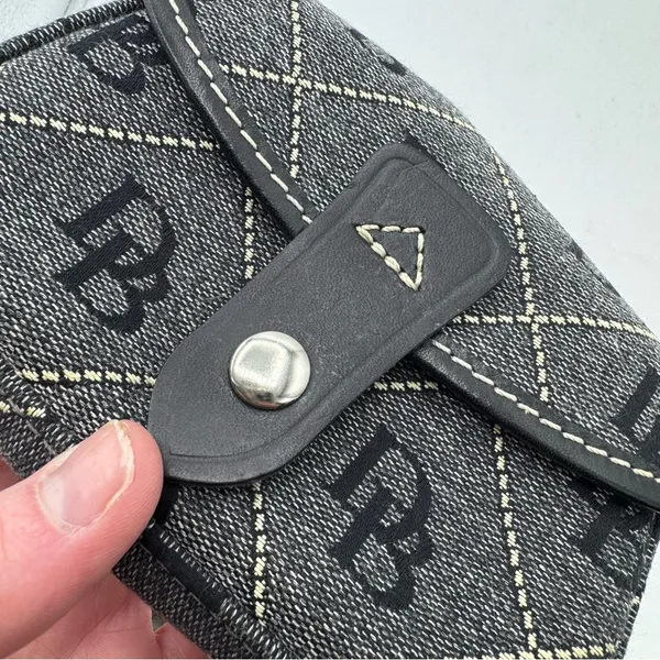 Dooney & Bourke‎ Signature Quilt Flap Wristlet Authentic Vintage Denim pouch y2k - Image 8