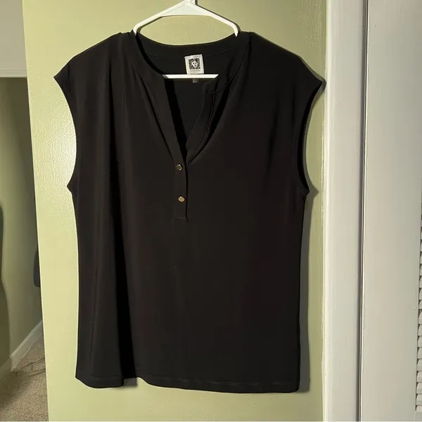 Anne Klein Women's‎ Size Medium Popover Blouse Black Cap Sleeve 2 Button Stretch - Image 3
