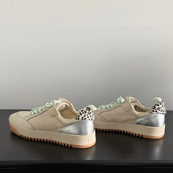 Dolce Vita Cream and Silver Women's Sneakers Sz‎ 6 - Image 6
