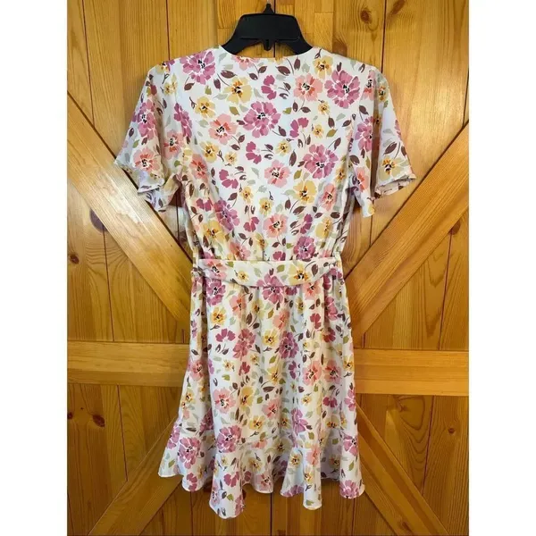 Sadie & Sage Cream Pink Floral Short Sleeve Faux Wrap Mini Dress Size Small (746 - Image 7