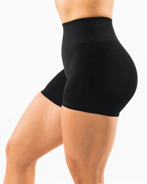 Alphalete Amplify Shorts - Image 3