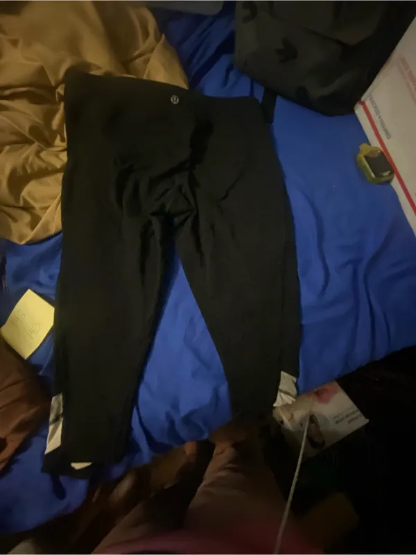Lululemon cropped Leggings - Image 6