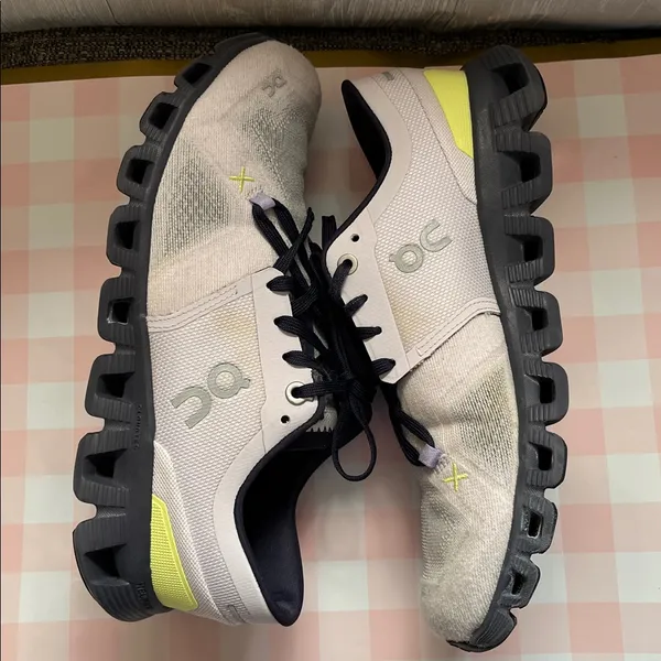 On Running Cloud X 3 orchid/Iron. Gray Size 7.5 - Image 11