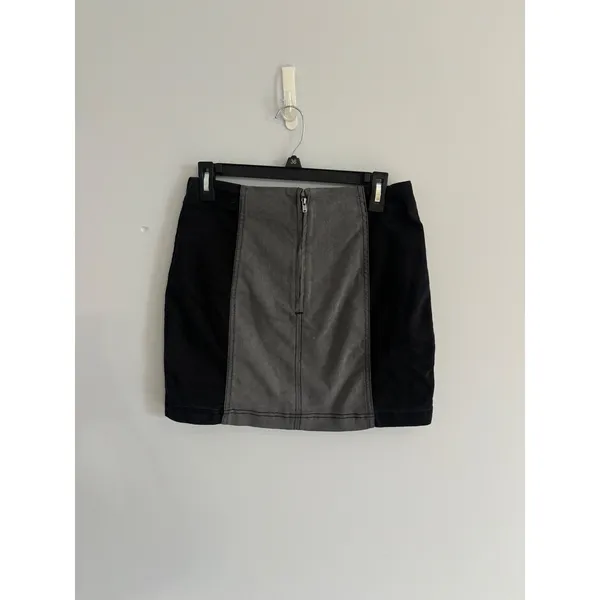 Free People‎ Mini Skirt Colorblock Denim Black Gray Casual Size 10 - Image 2