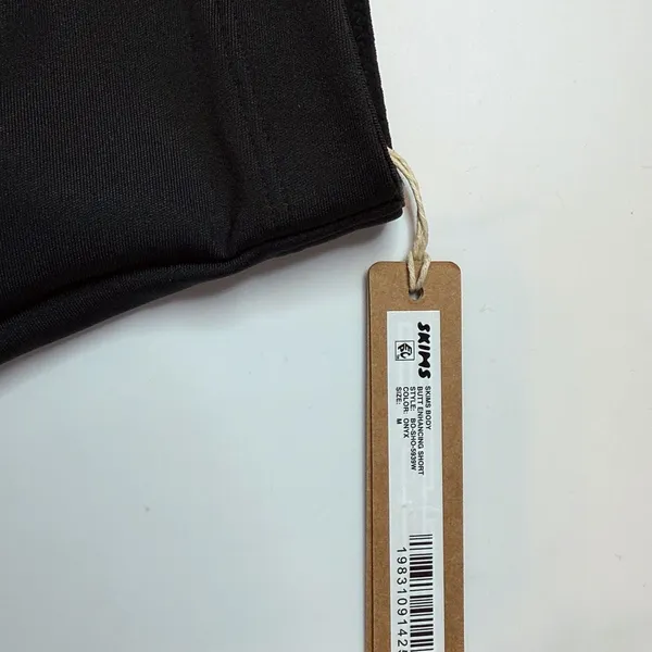NWT Skims Body Butt Enhancing Padded Shorts - Image 4