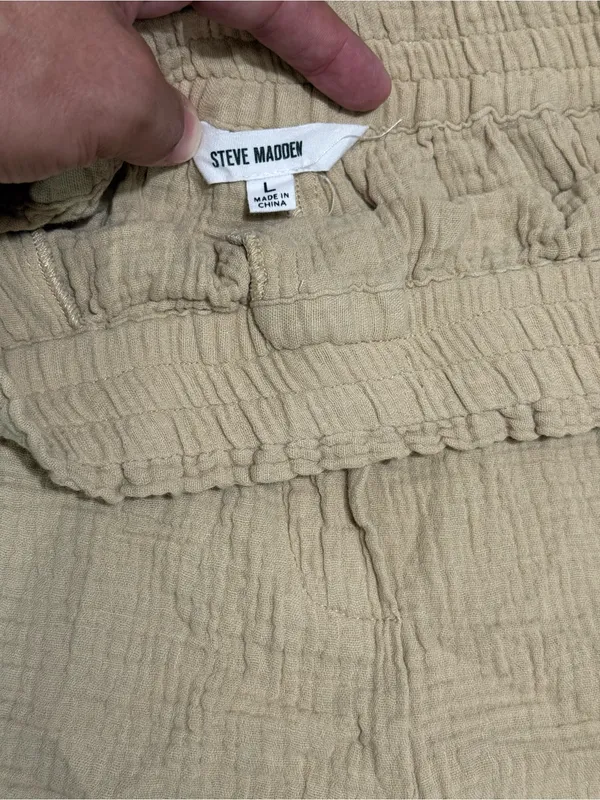 Steve‎ Madden Light Cream High-Waist Gauze Shorts - Image 3