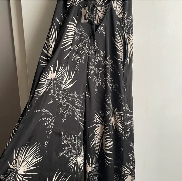 Anthropologie Bishop + Young Wide leg jumpsuit XS - Image 4