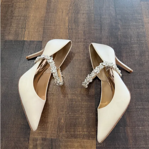 Badgley Mischka Esperanza Satin Crystal Embellished Heels Nude Size 8.5 - Image 3