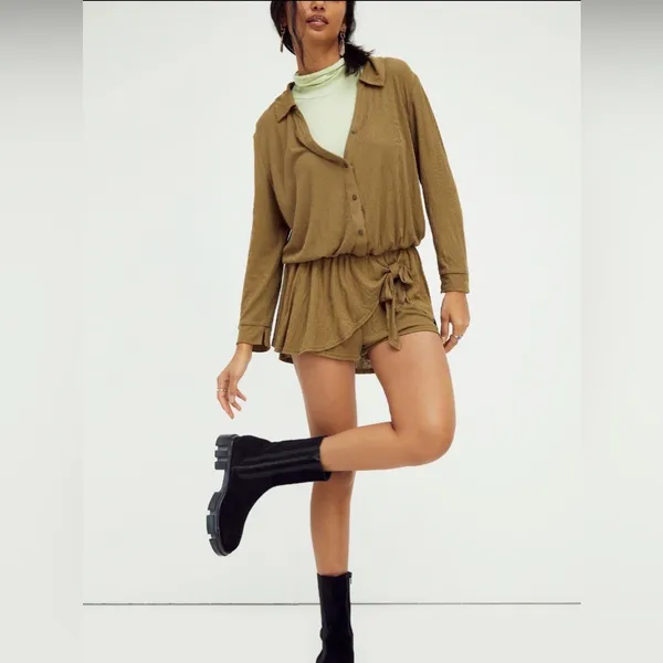 Free‎ People Beach Lively Romper size Medium MSRP: $78 - Image 5