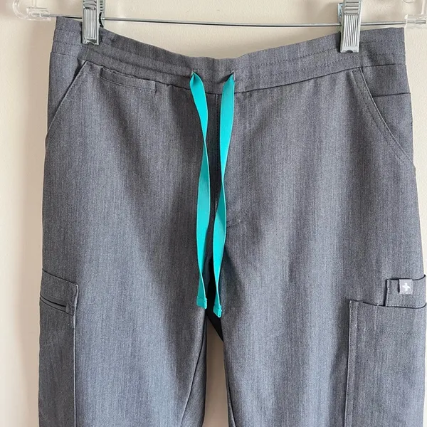 Figs Yola Skinny Scrub Pants- Size XS in Graphite Gray - Image 5