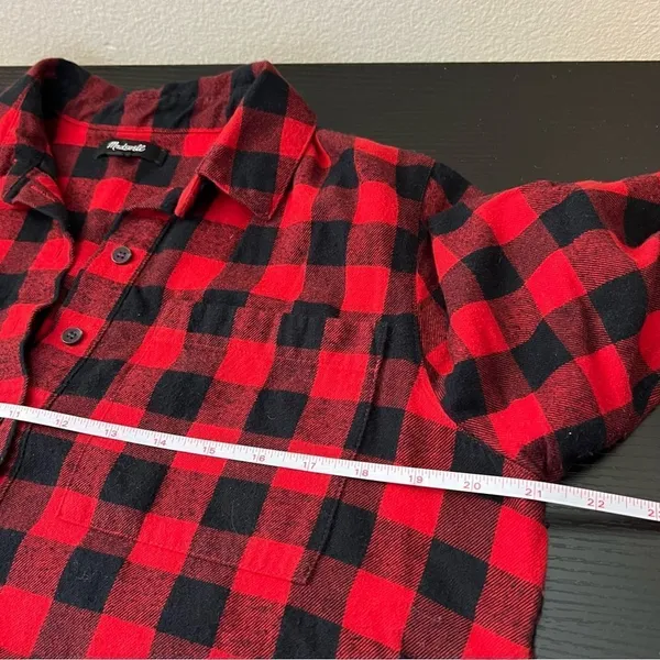 ✨‎ Madewell Women’s Red Black Buffalo Plaid Collared Long Sleeve Shirt Medium - Image 10