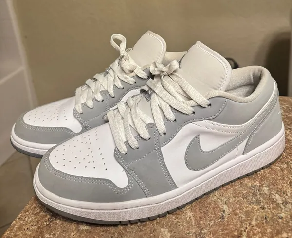 Nike Jordan 1 Low - Image 3