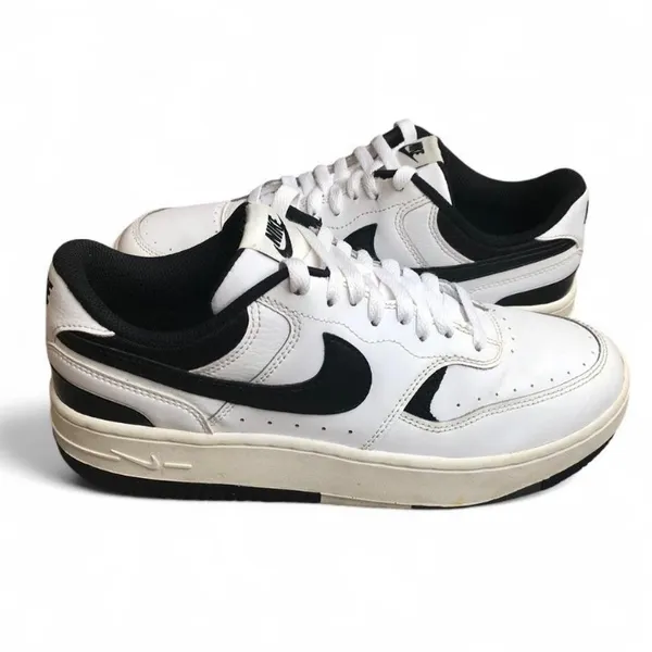Nike GAMMA FORCE Women's WHITE BLACK DX9176-100 Athletic Sneaker Shoes Sz 8.5. - Image 2