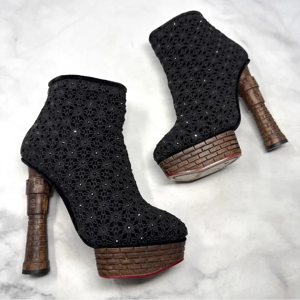 Charlotte Olympia Damsel in Distress Castle Tower Heel Crochet Platform Boots 38 - Image 2
