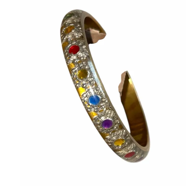Vintage 1950s Lucite Confetti Bangle Bracelet Multicolor Rhinestone Brass Cuff - Image 7