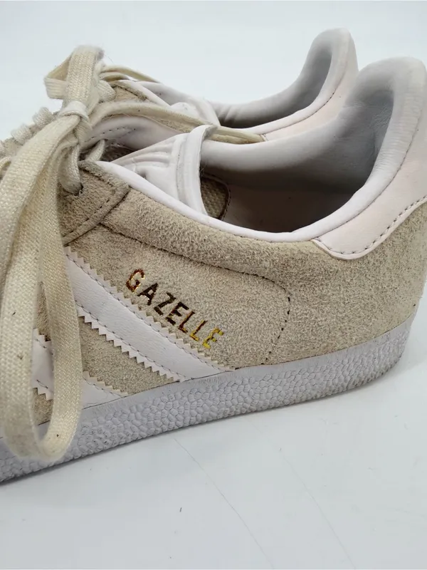 Adidas Gazelle Cream Suede‎ Sneakers Size 5.5 - Image 4