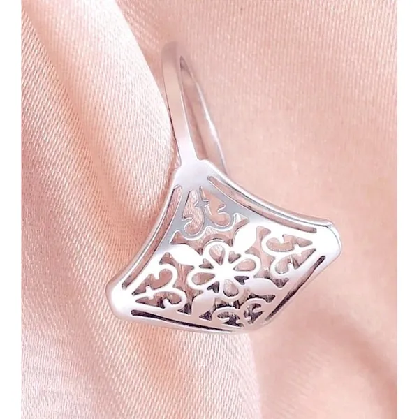 NEW 14k White Gold-Plated 316L Cut Out‎ Filigree Hollow Flower Ring, Size 7 - Image 12