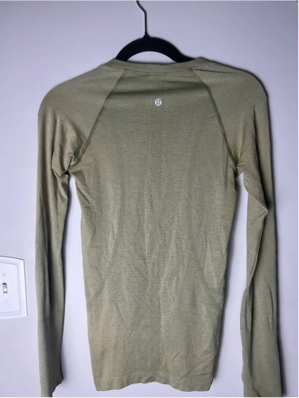 Lululemon Swiftly Tech Sage Green Long Sleeve Push The Distance Running Yoga - Image 4
