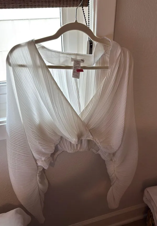 Good American Plisse Sculpted Top Ivory - Image 2