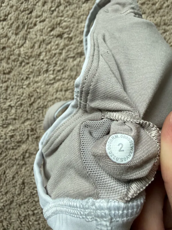 Lululemon Energy Bra Longline - Image 3