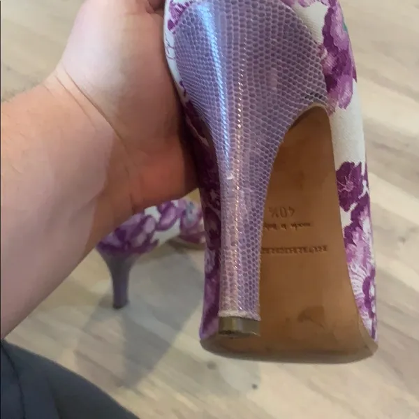- Was $100 now $60 Burberry floral purple 4 inch heel leather sole 40.5 or… - Image 11
