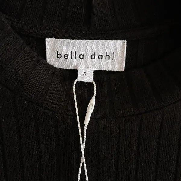 BELLA DAHL Old Money Boho-Chic Ribbed Sleeveless‎ Midi Dress Sz S Indie Sleaze Minimalist - Image 5
