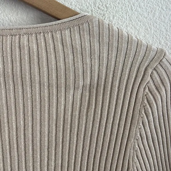 NWT WAYF 98 Sahara Sand Ribbed Button Front Long Sleeve Top Cardigan Small - Image 5
