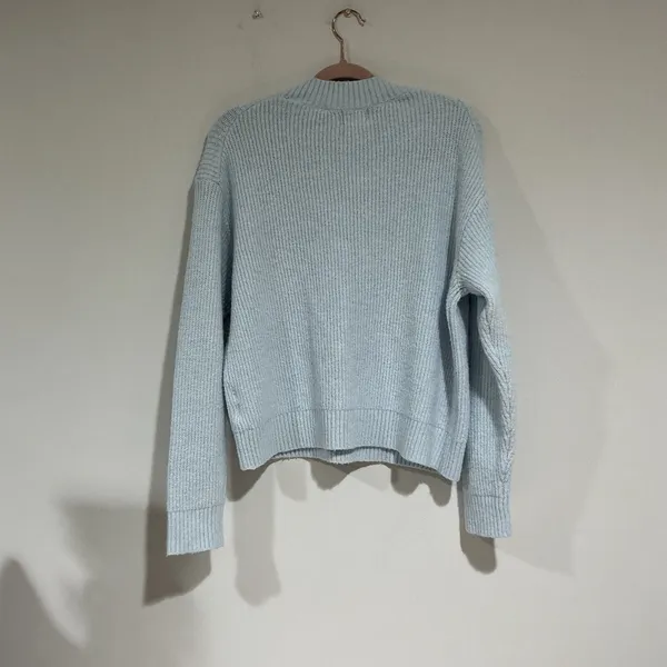 Woman’s H & M Medium Blue Pullover Chunky Long Sleeve Sweater - Image 2