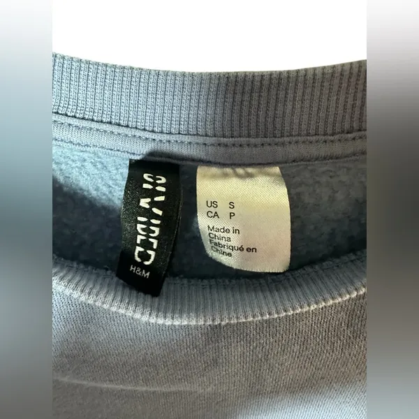 H&M‎ Divided Oversized Crewneck Sweatshirt Womens S Dusty Blue Fleece - Image 5