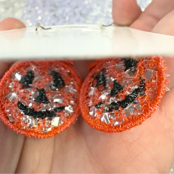 NIP Orange Shimmery Pumpkin Dangle Earrings 🎃 - Image 3