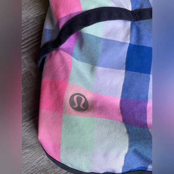 Lululemon Athletica Colorful Plaid Athletic Shorts - Image 8