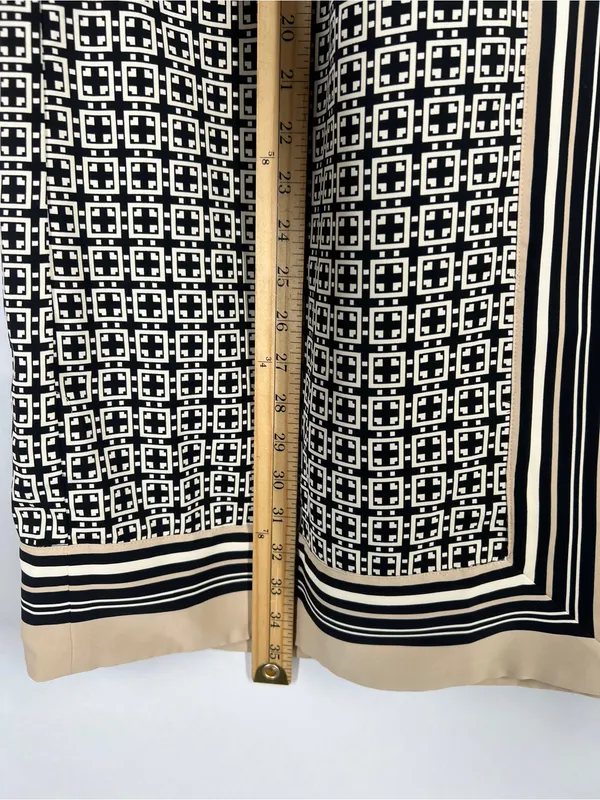 Abercrombie & Fitch Black and Cream Maxi Skirt with Geometric Print - Image 9
