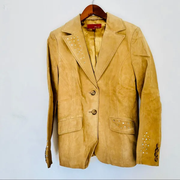 NWOT Max USA 100% genuine Leather Studded Blazer Medium Tan - Image 4