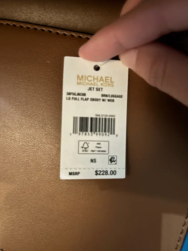 Michael Kors Purse Leather - Image 4