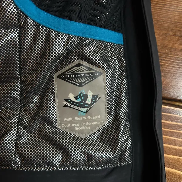 Columbia Black Insulated waterproof Ski Jacket - Image 8