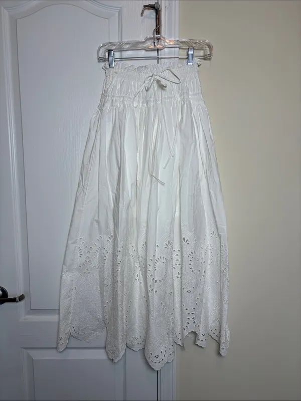 Moon River White Eyelet Midi Skirt with Scalloped Hem - Image 5