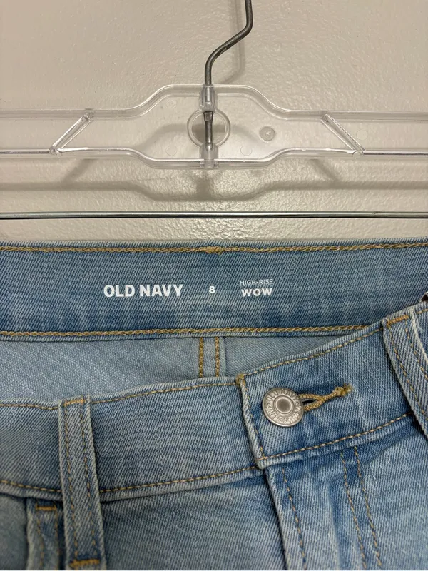 NEW Old Navy High-Waisted Wow Jean Short 4” Nova Light Wash - Size 8 - Image 8